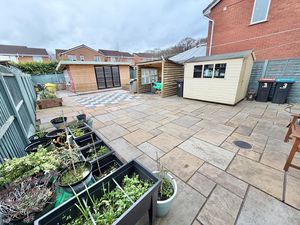 St. Kilda Close Stanney Oaks